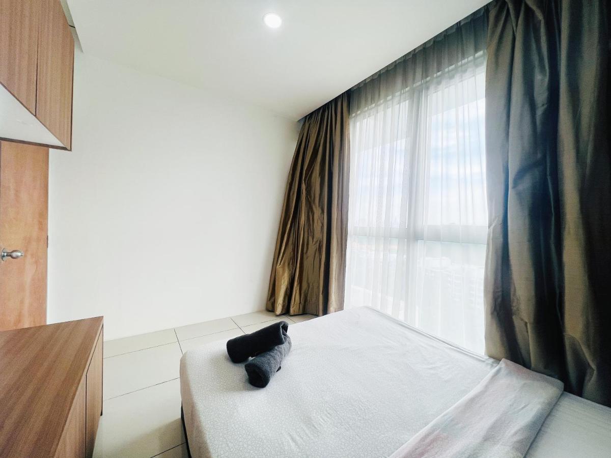 Regalia Apartment *