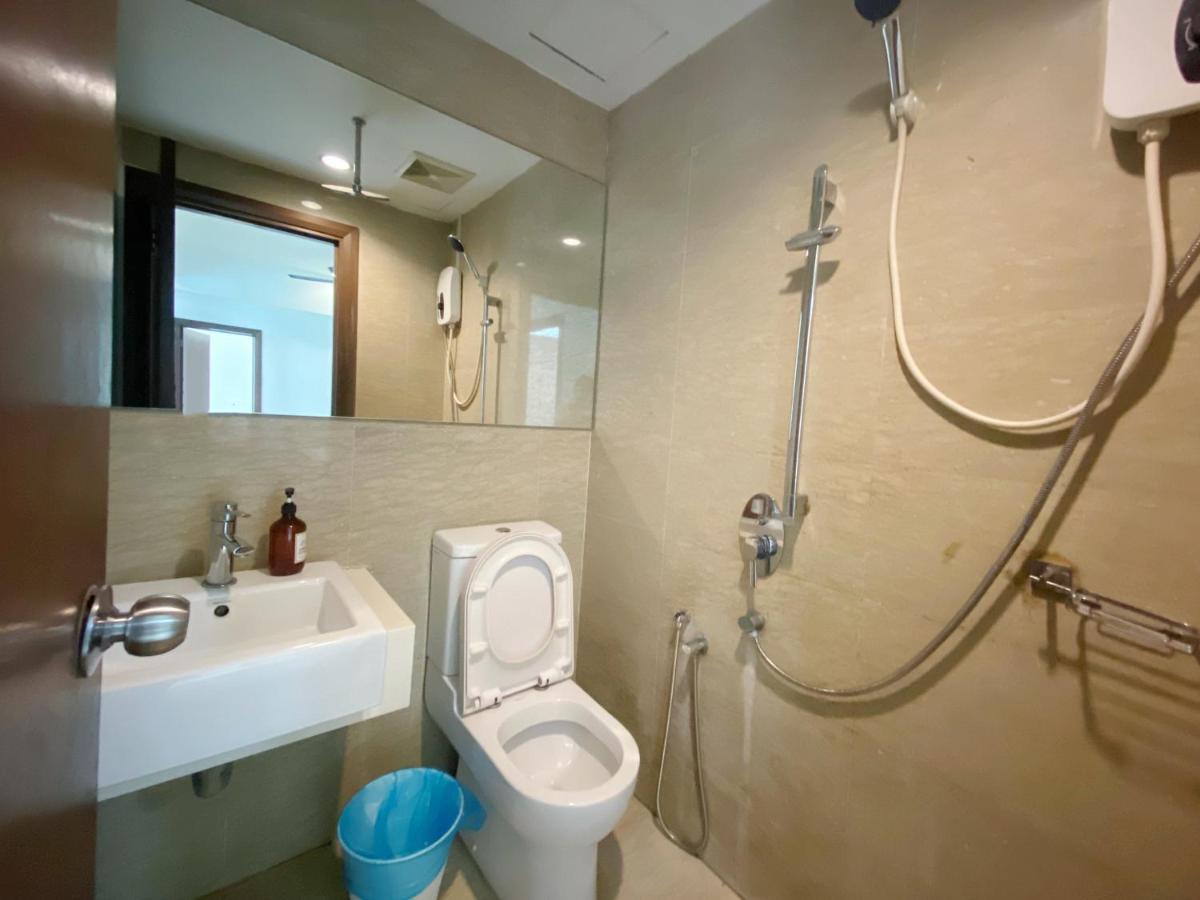 Regalia Apartment *